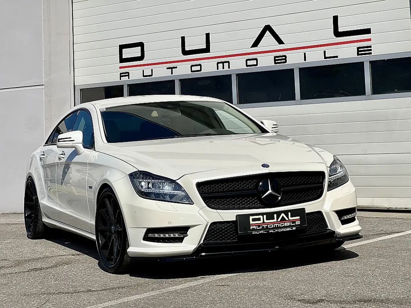 Mercedes-Benz CLS 500 CLS 500 BlueEfficiency Aut./AMG-PAKET/LUFT/ACC/H&K Weiß - 2