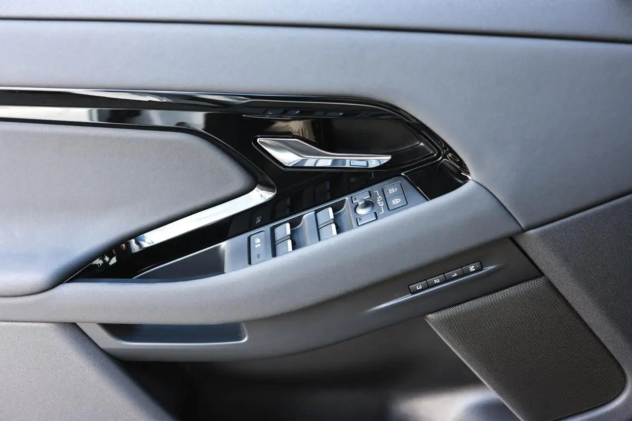 Land Rover Range Rover Evoque снимка Land Rover Range Rover Evoque