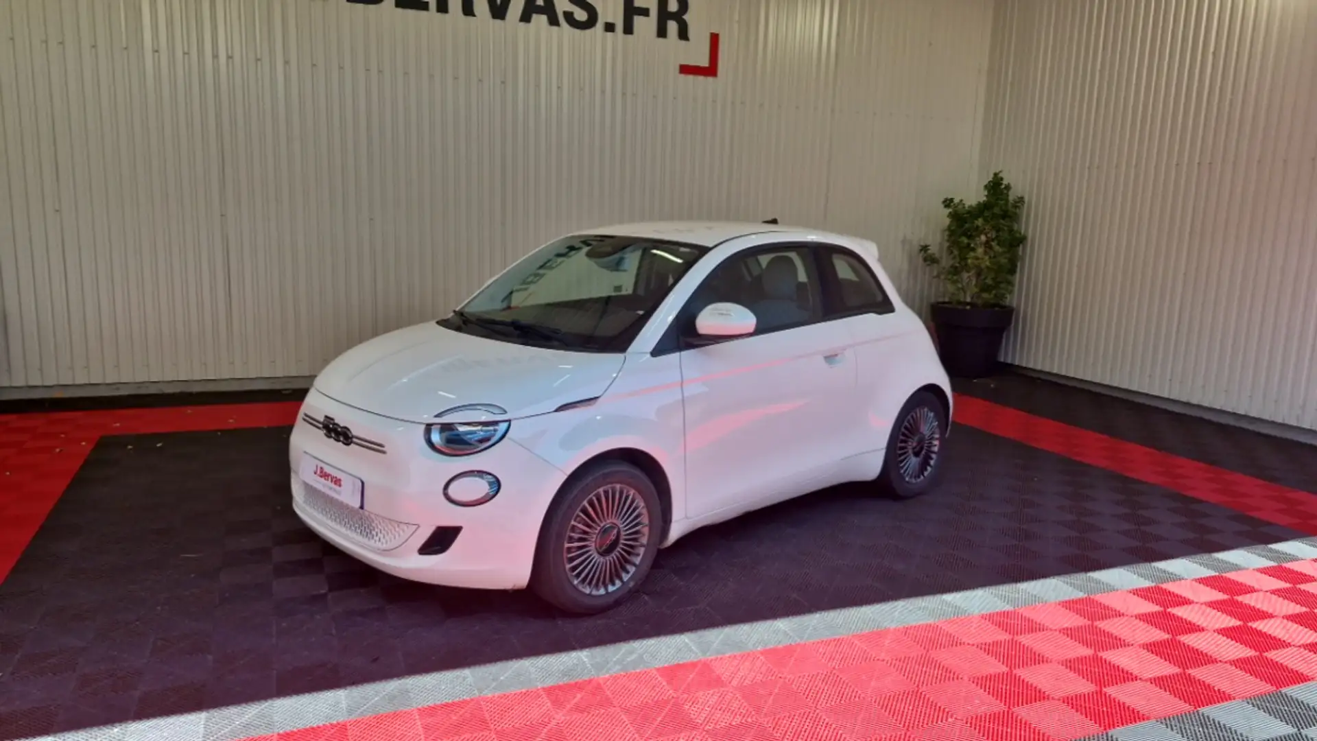 Fiat 500 500e MY22 E 118 CH ICONE Blanc - 1