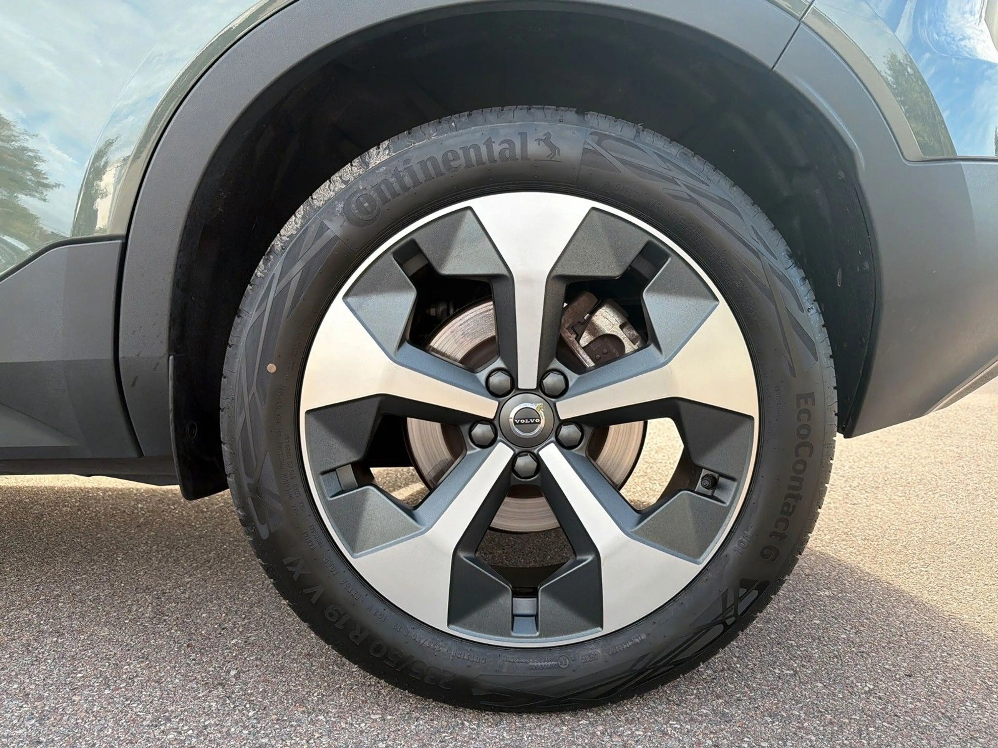 Volvo XC40 B3 Automatik Plus Dark ACC BLIS LED — photo 2