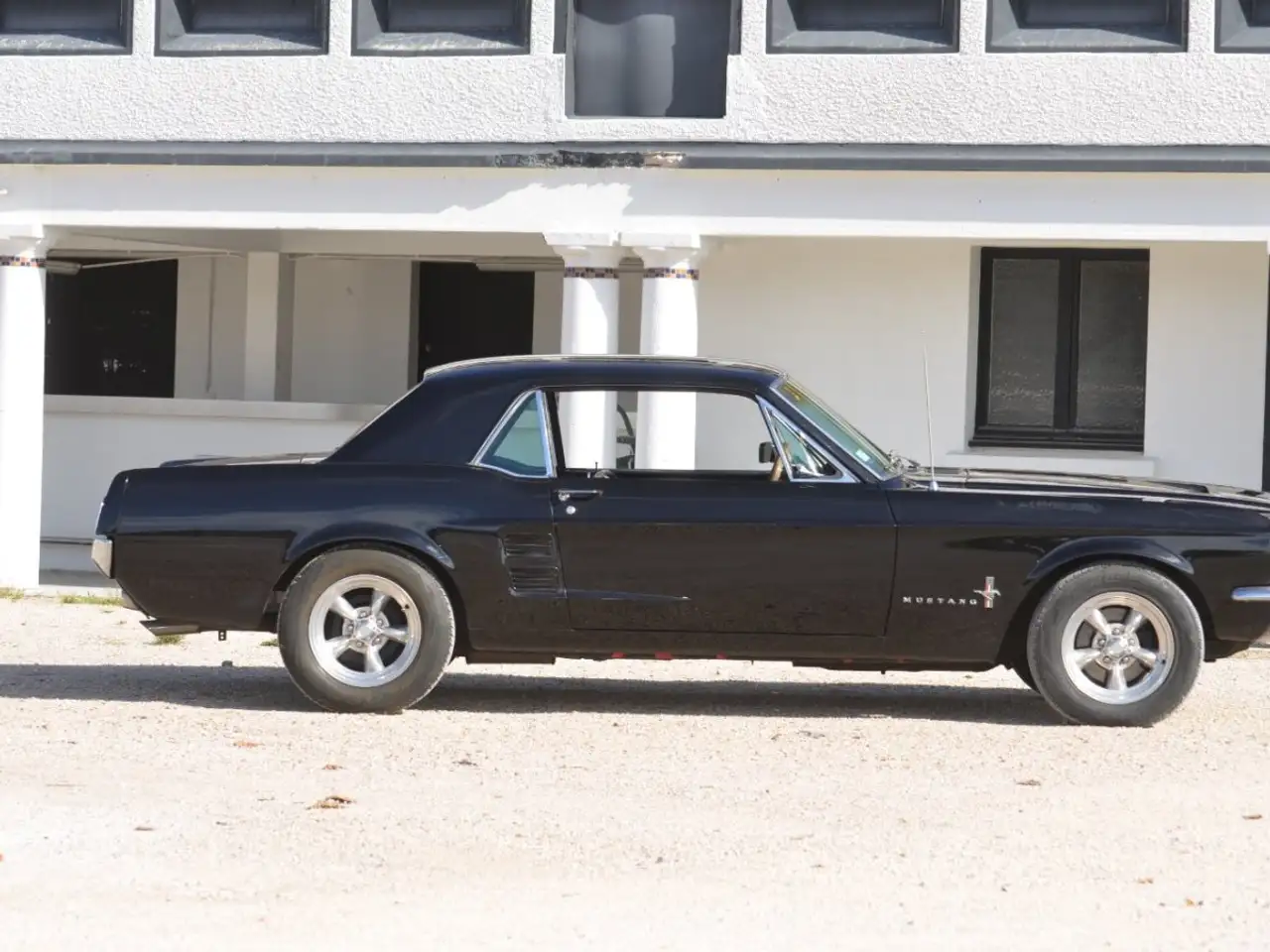Ford Mustang 289 ci V8 220 CH Coupé, foto 12
