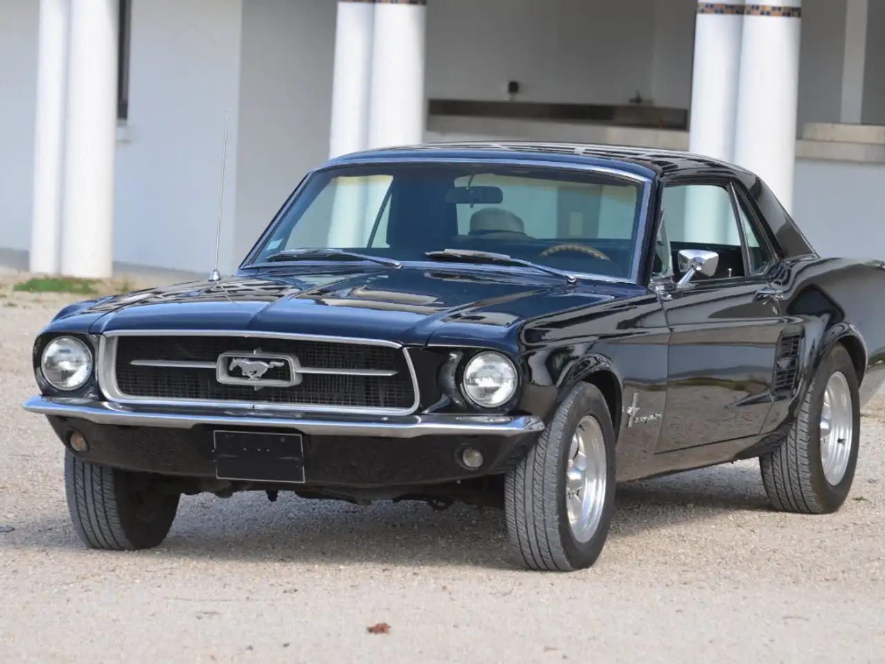Ford Mustang 289 ci V8 220 CH Coupé, foto 5