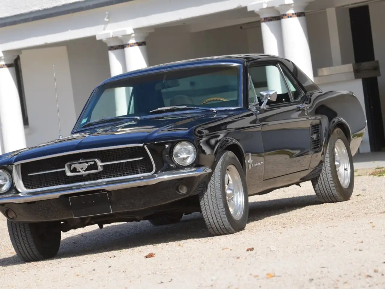 Ford Mustang 289 ci V8 220 CH Coupé, foto 6
