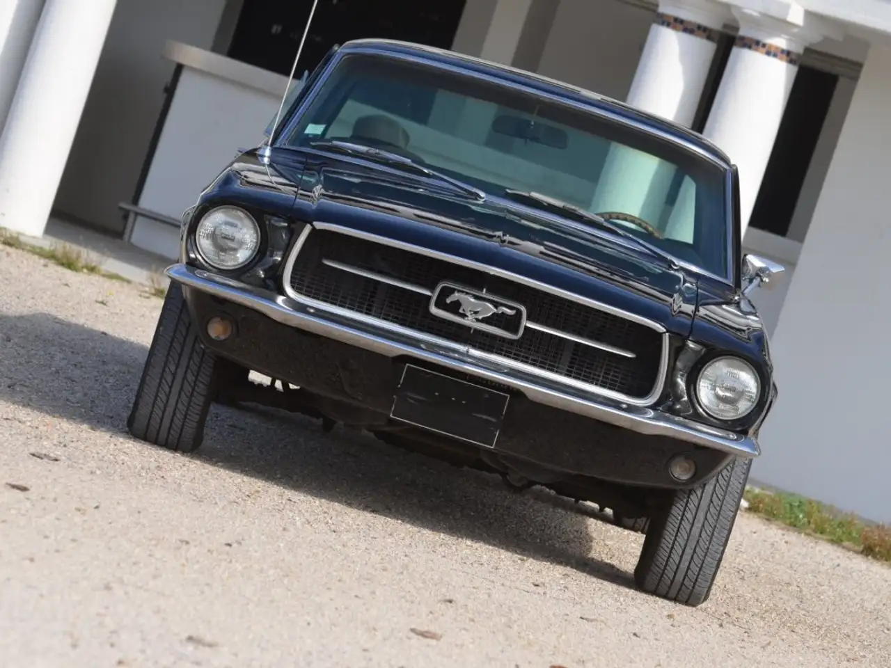 Ford Mustang 289 ci V8 220 CH Coupé, foto 4