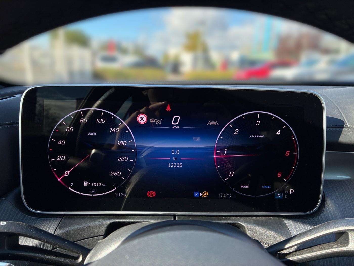 Mercedes-Benz C 220