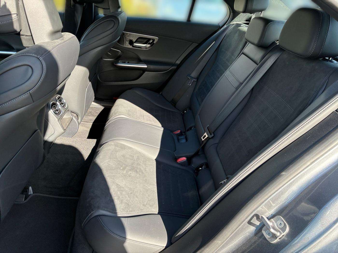 Mercedes-Benz C 220