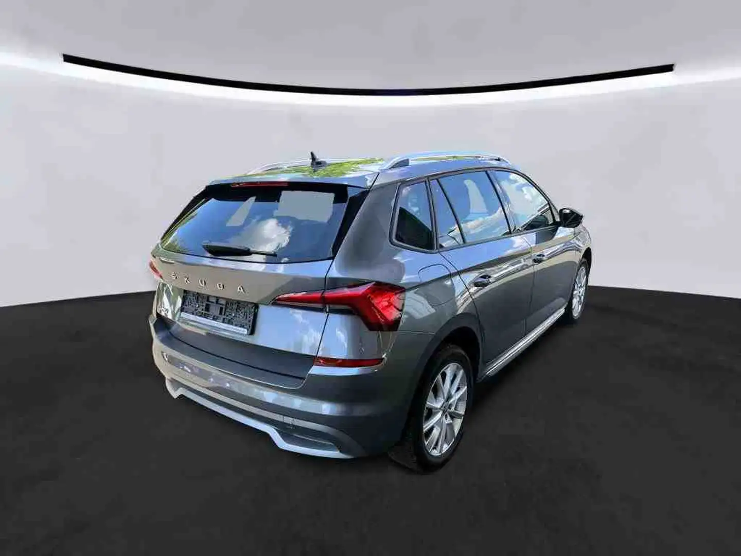 Skoda Kamiq 1.5 TSI DSG STYLE*AHK*KAMERA*KLIMA*PDC*SHZ Grau - 2