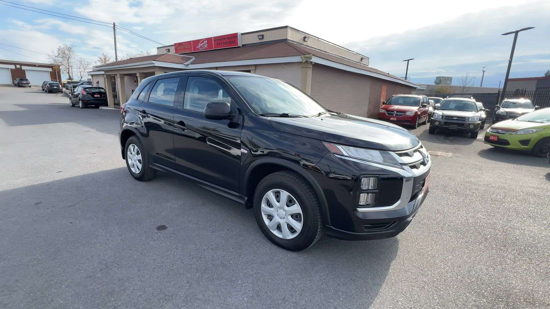 2023 Mitsubishi RVR