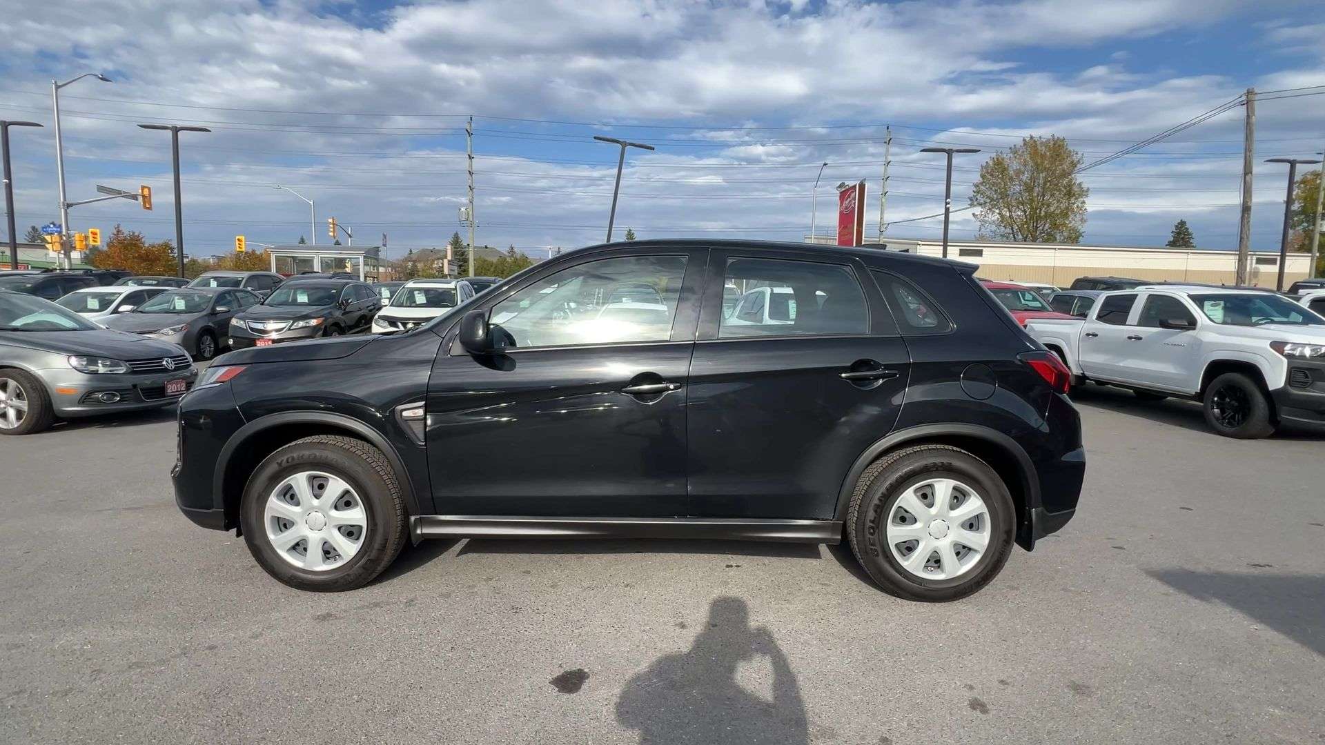 2023 Mitsubishi RVR