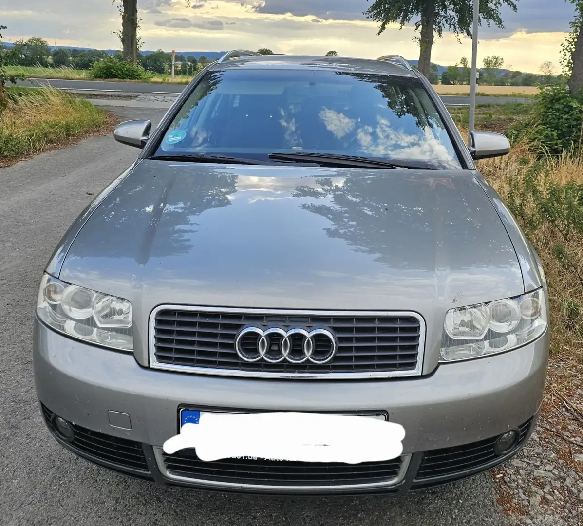 Audi A4 Avant 2.0 FSI - 1
