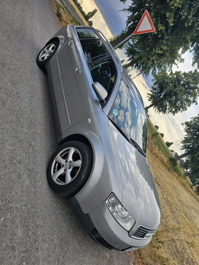 Audi A4 Avant 2.0 FSI - 2