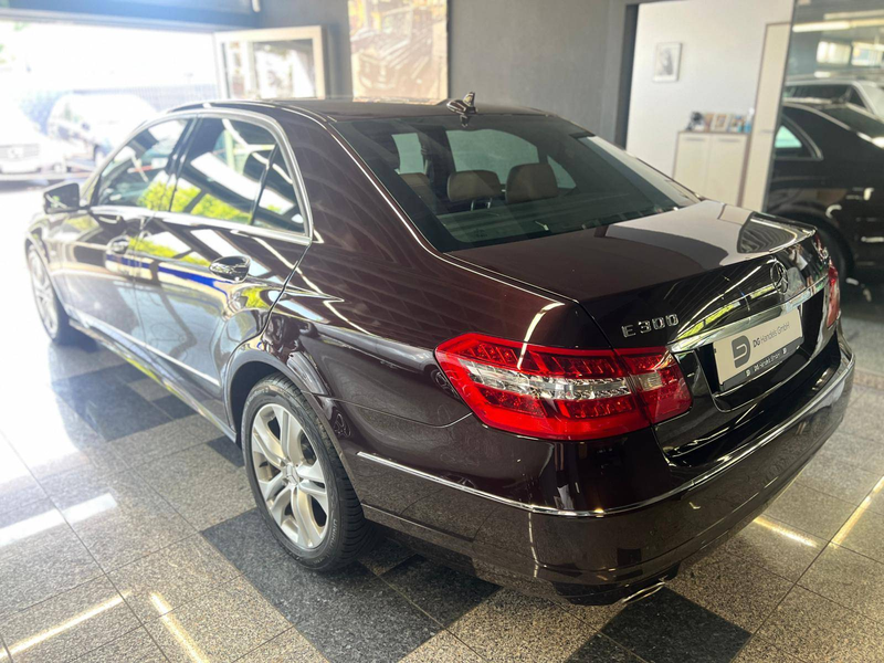 Mercedes-Benz E 350 E 300 / E 350 CDI BlueEfficiency (1.Hand,Leder,WR) — photo 3