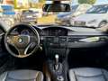 BMW 320 d Touring AUT Voll Leder Navi Pano Sitzh Temp Grau - thumbnail 12