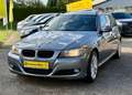 BMW 320 d Touring AUT Voll Leder Navi Pano Sitzh Temp Grau - thumbnail 3