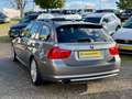 BMW 320 d Touring AUT Voll Leder Navi Pano Sitzh Temp Grau - thumbnail 7