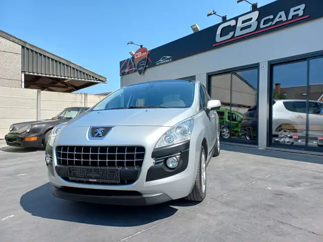 Peugeot 3008 1.6i