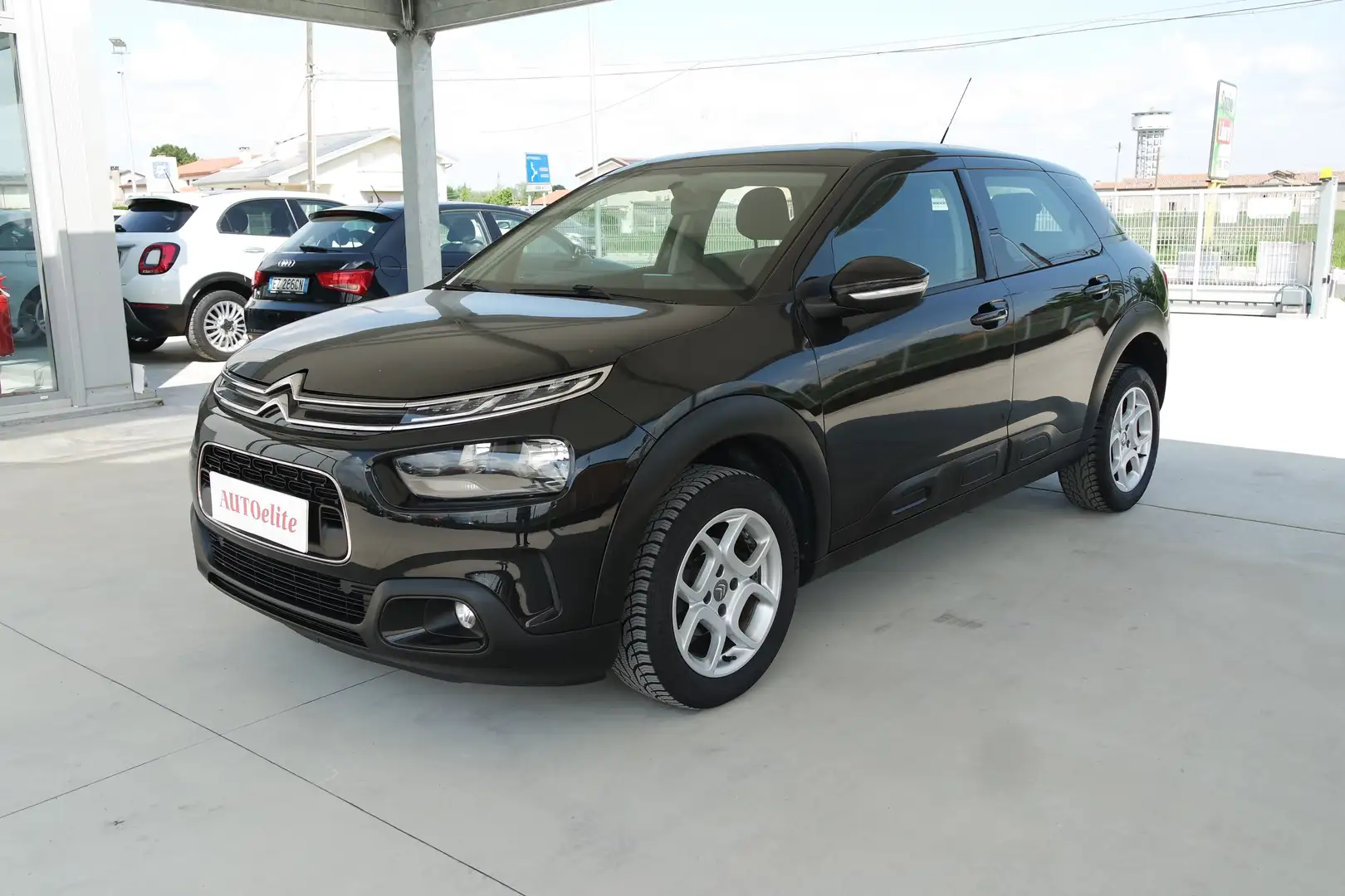 Citroen C4 Cactus 1.6 BlueHdi S&S Shine Nero - 2