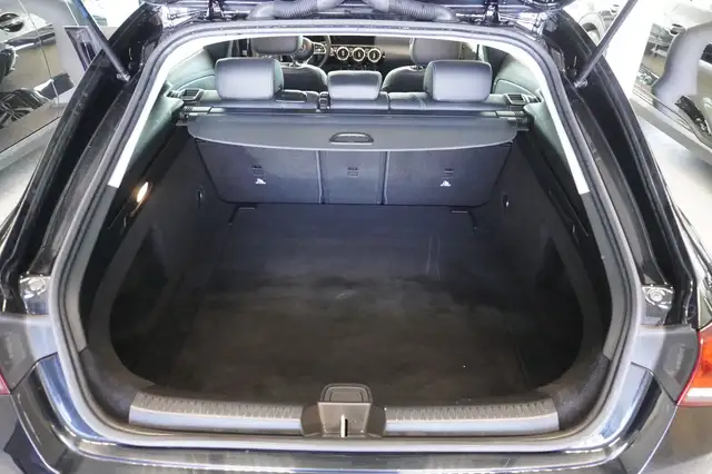 Mercedes-Benz Cla view 10
