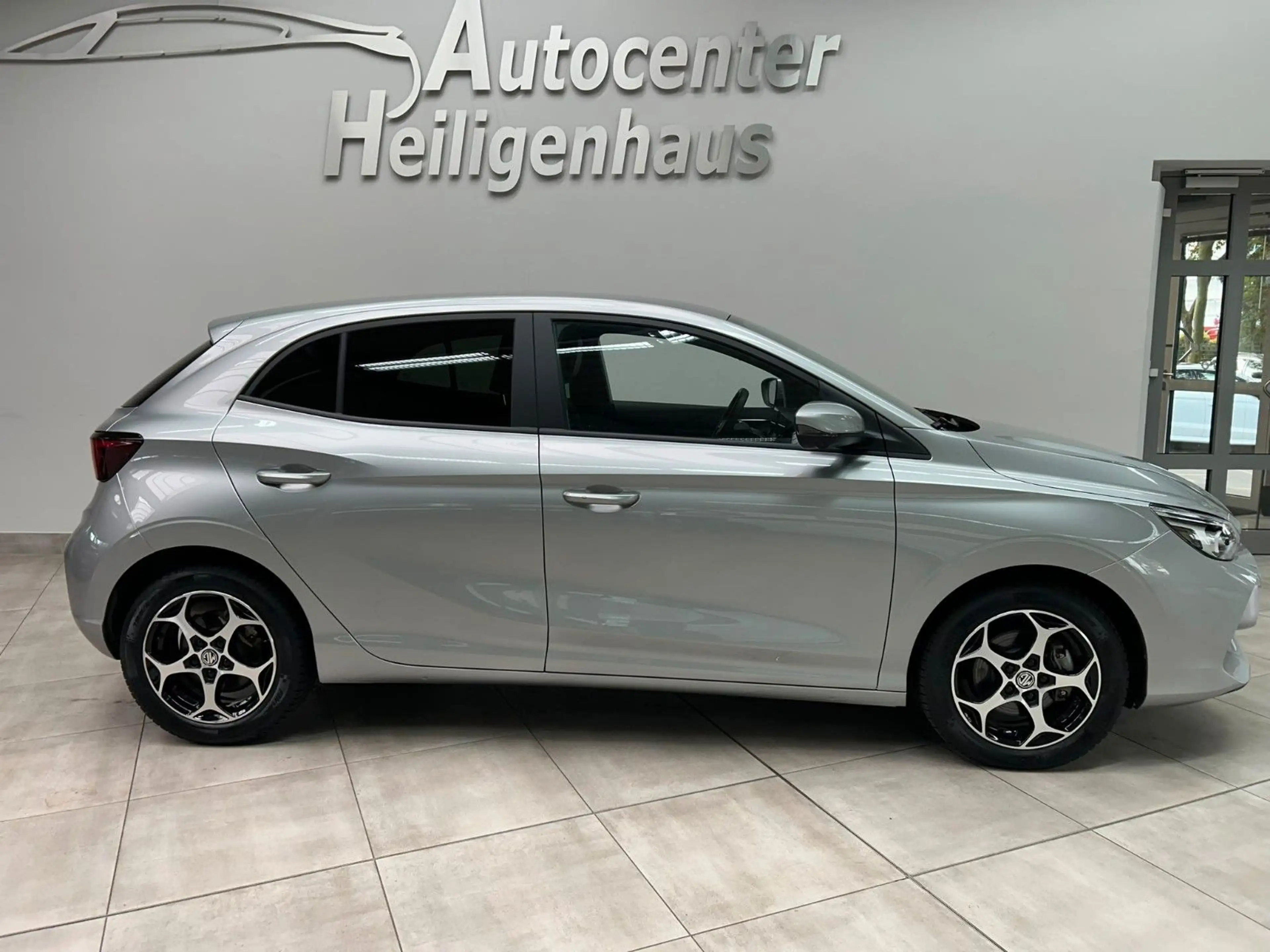 MG MG3 1.5 Hybrid+ 143 kW Luxury 360°-Kamera Navi — photo 3