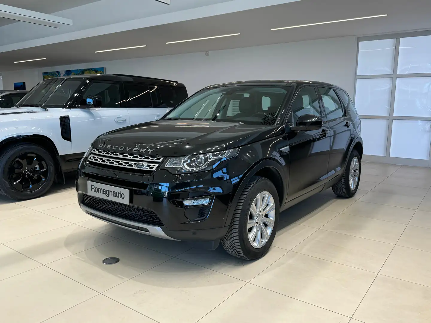 Land Rover Discovery Sport Discovery Sport 2.2 td4 HSE awd 150cv auto Negro - 1