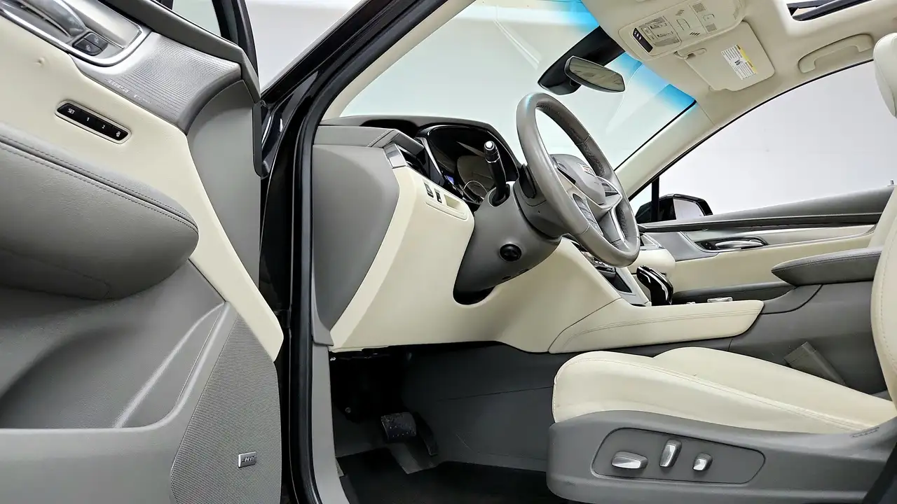 Cadillac XT5 снимка Cadillac XT5