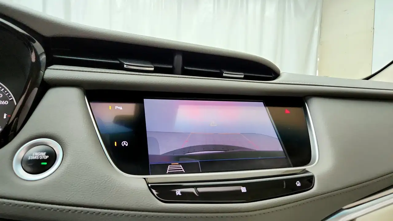 Cadillac XT5 снимка Cadillac XT5