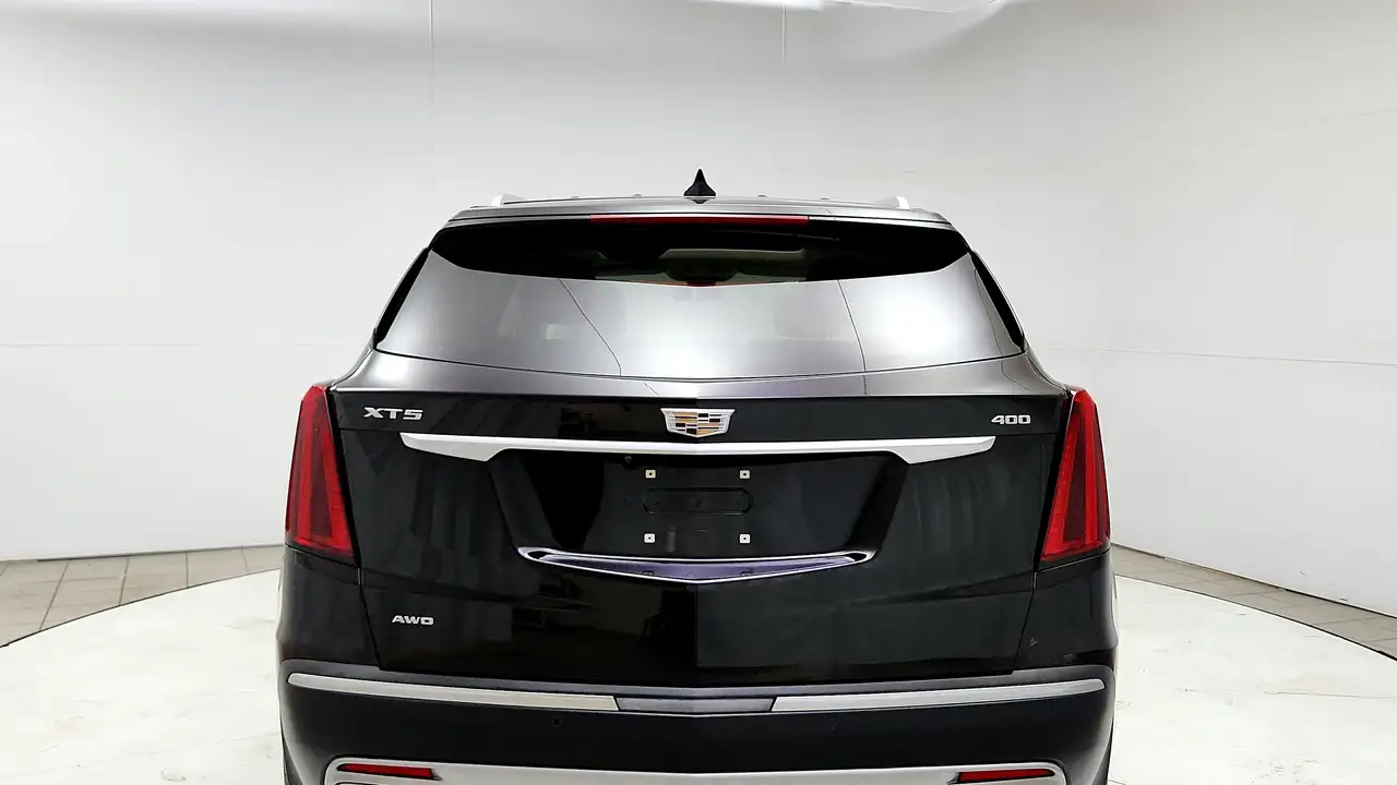 Cadillac XT5 снимка Cadillac XT5