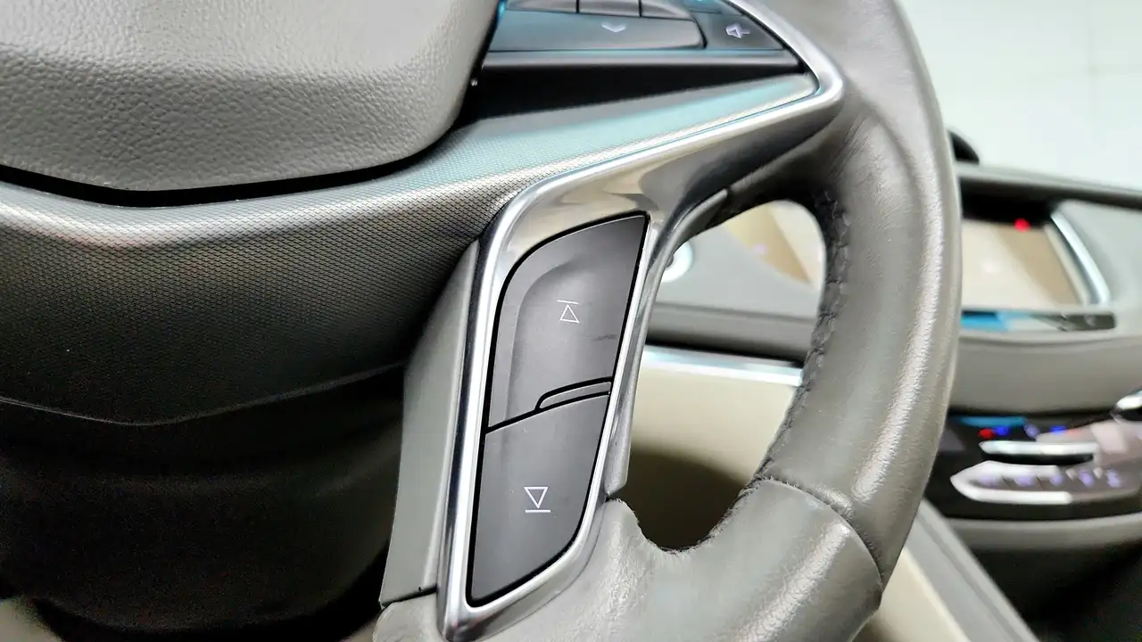 Cadillac XT5 снимка Cadillac XT5