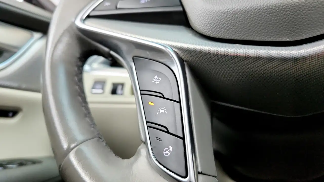 Cadillac XT5 снимка Cadillac XT5