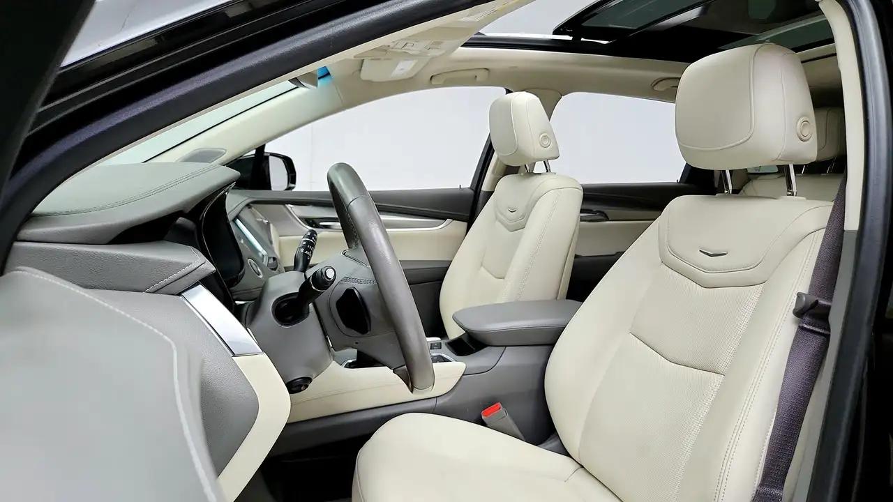 Cadillac XT5 снимка Cadillac XT5