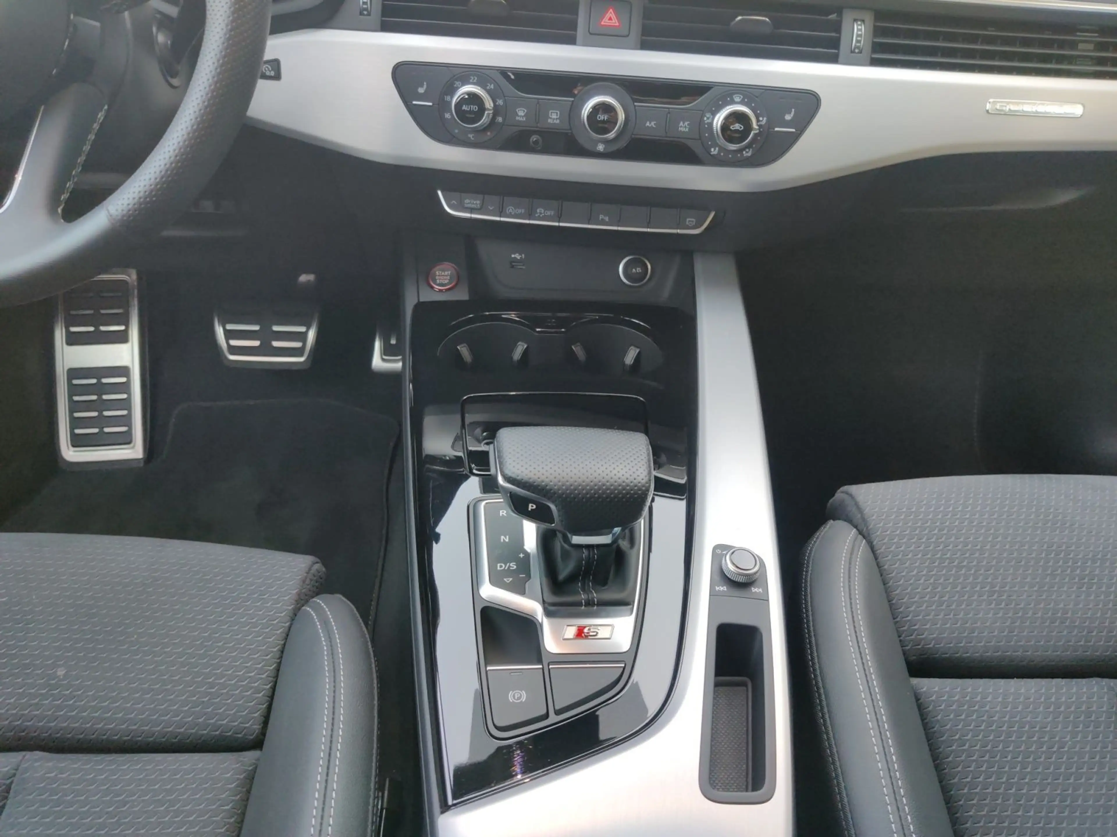 Audi S4 55 TDI q. Tiptr. competition Edition, A — photo 11