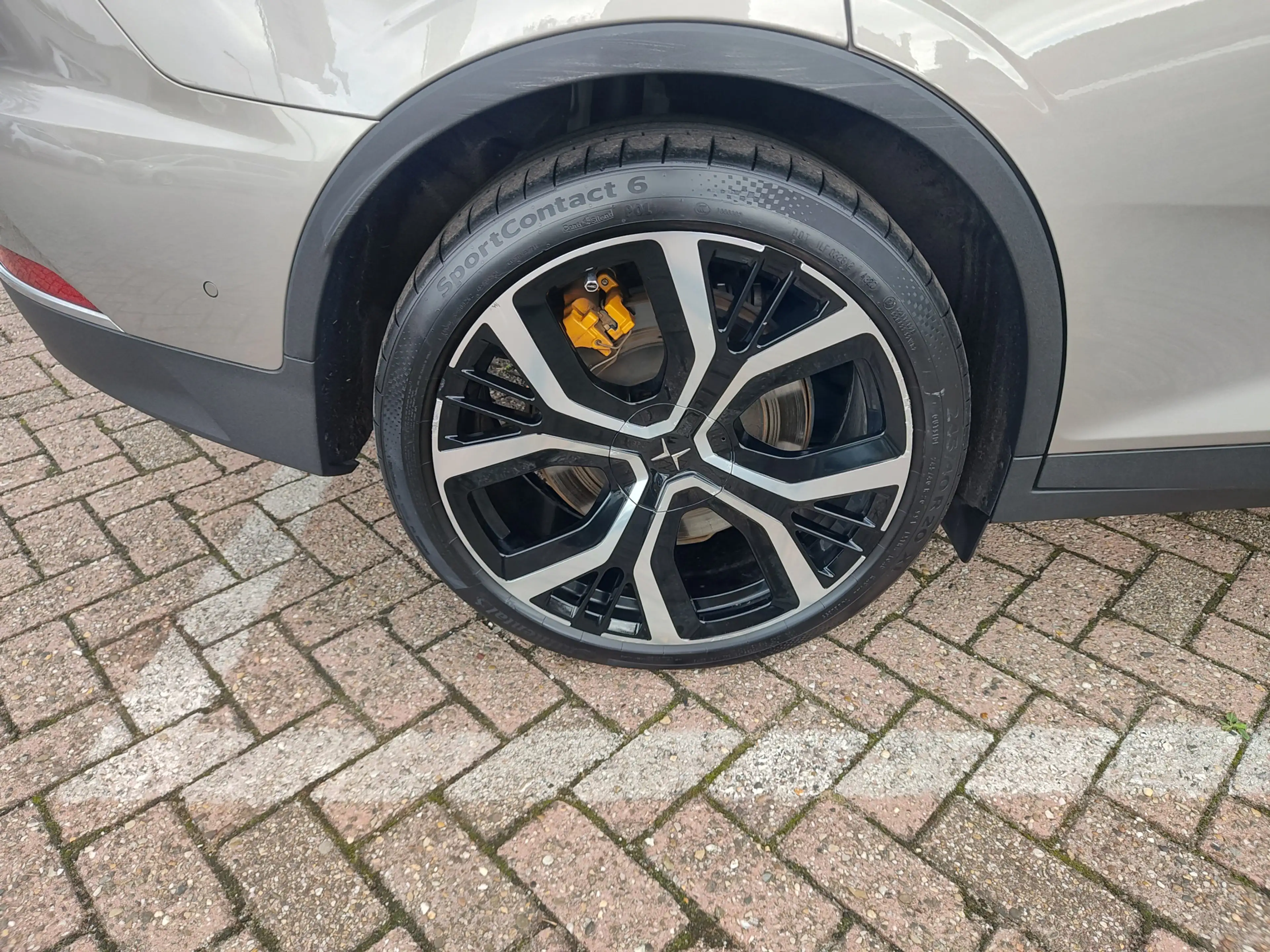 Polestar 2 LONG RANGE DUAL MOTOR LAUNCH 78KWH PERFORMANCE | 4 — photo 32