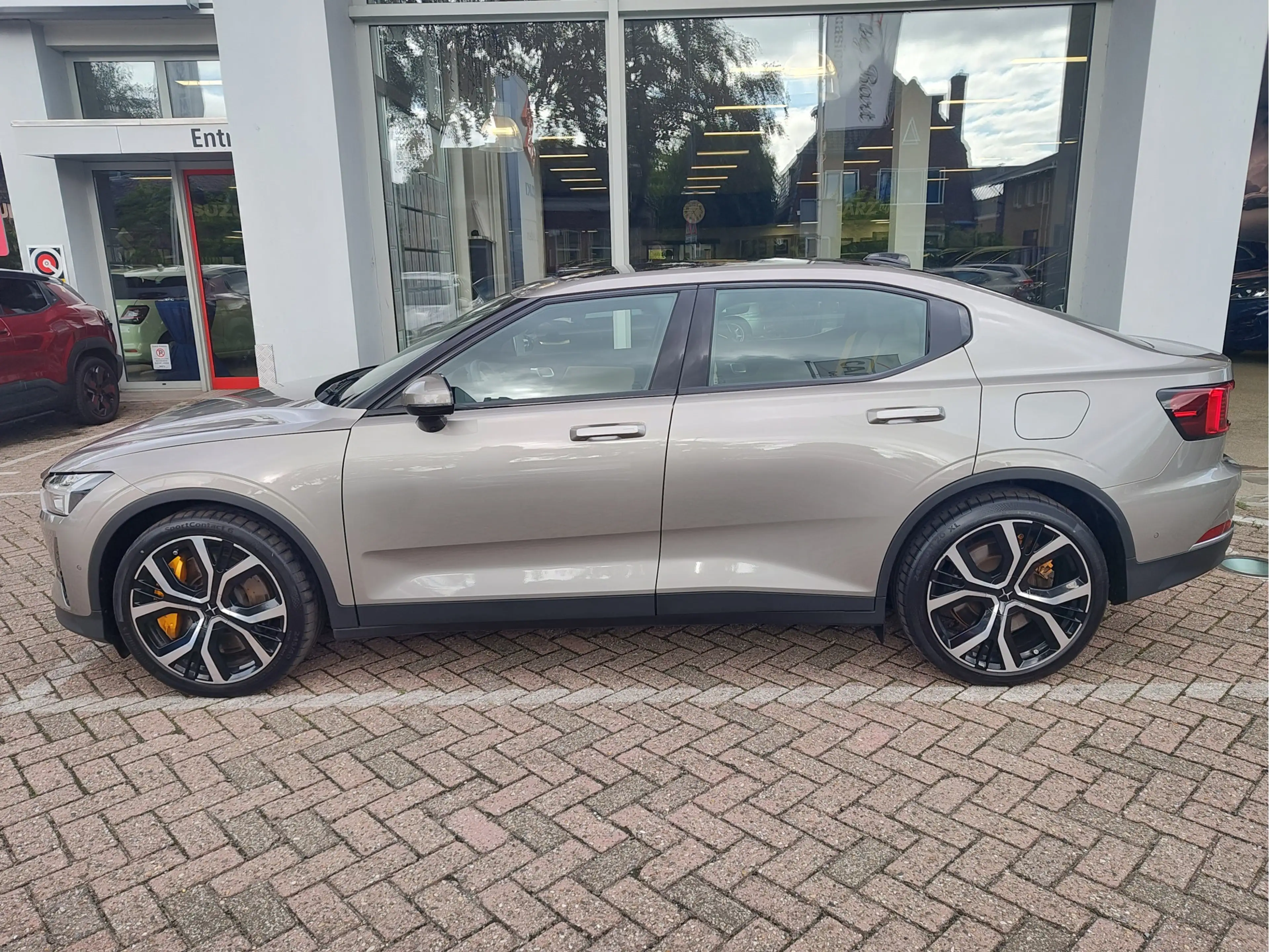 Polestar 2 LONG RANGE DUAL MOTOR LAUNCH 78KWH PERFORMANCE | 4 — photo 2