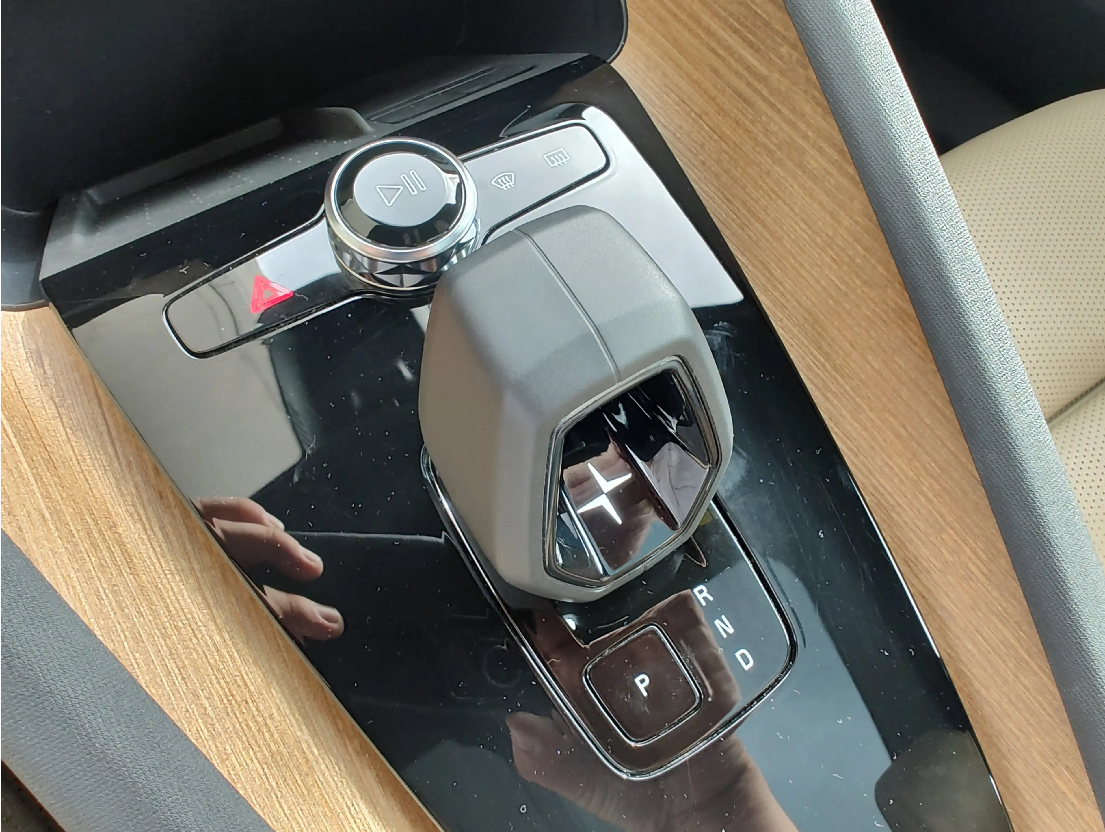 Polestar 2 LONG RANGE DUAL MOTOR LAUNCH 78KWH PERFORMANCE | 4 — photo 20