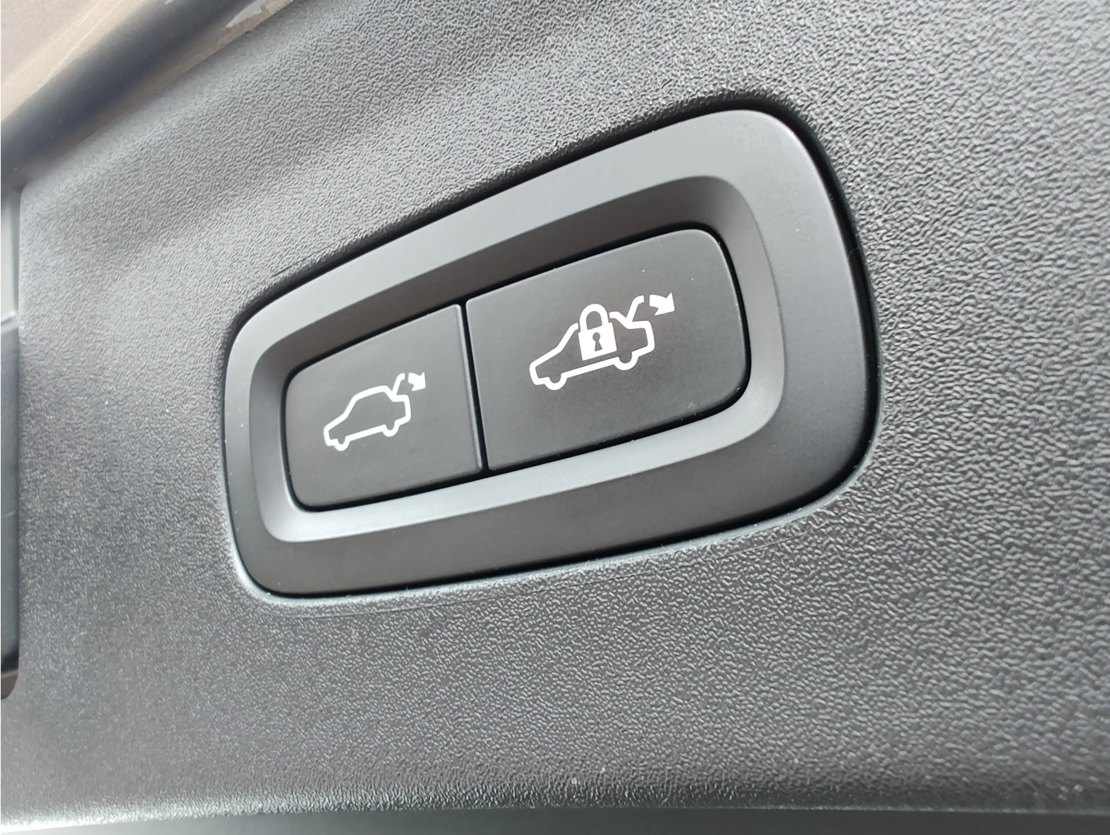 Polestar 2 LONG RANGE DUAL MOTOR LAUNCH 78KWH PERFORMANCE | 4 — photo 12