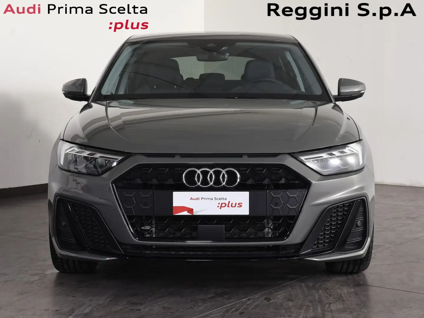 Audi A1 sportback 25 1.0 tfsi s line edition 95cv s-tronic Grigio - 2