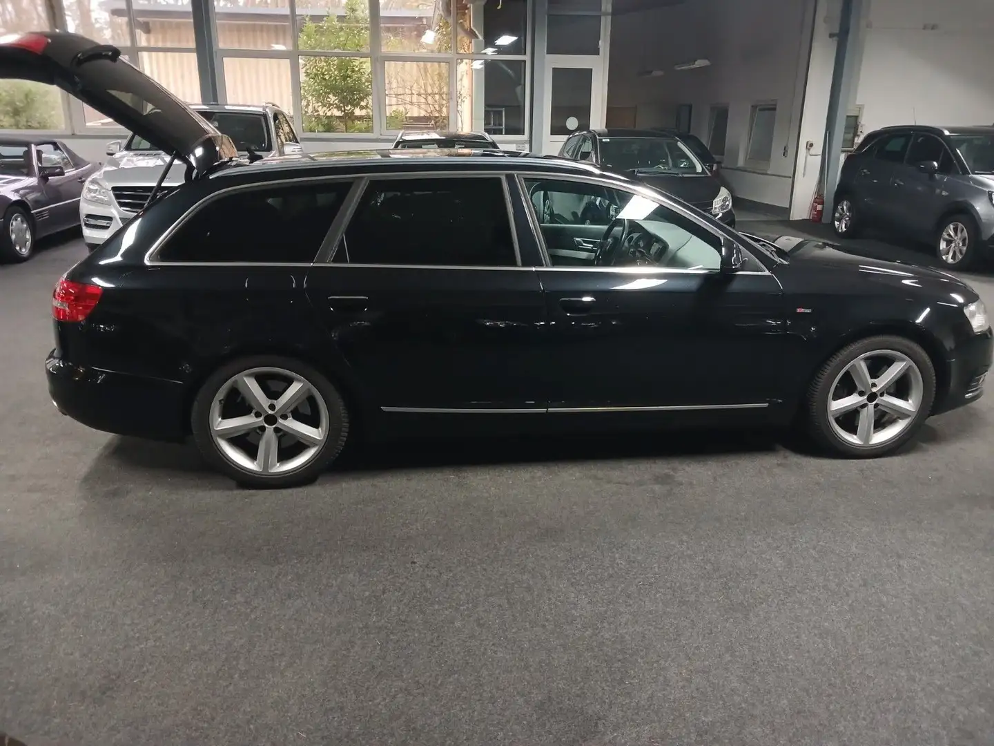 Audi A6 Avant 3.0 TDI quattro S line Sport Plus STHZG Schwarz - 2