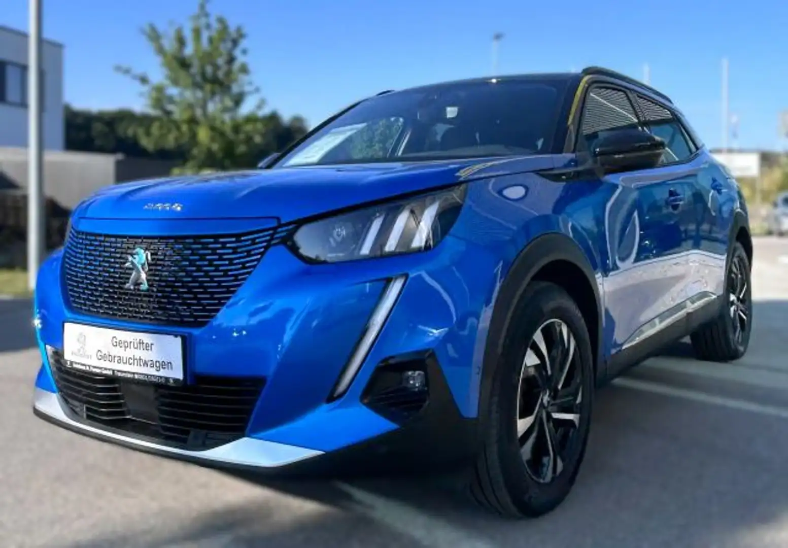 Peugeot 2008 Elektro GT-Line 136 Blau - 2