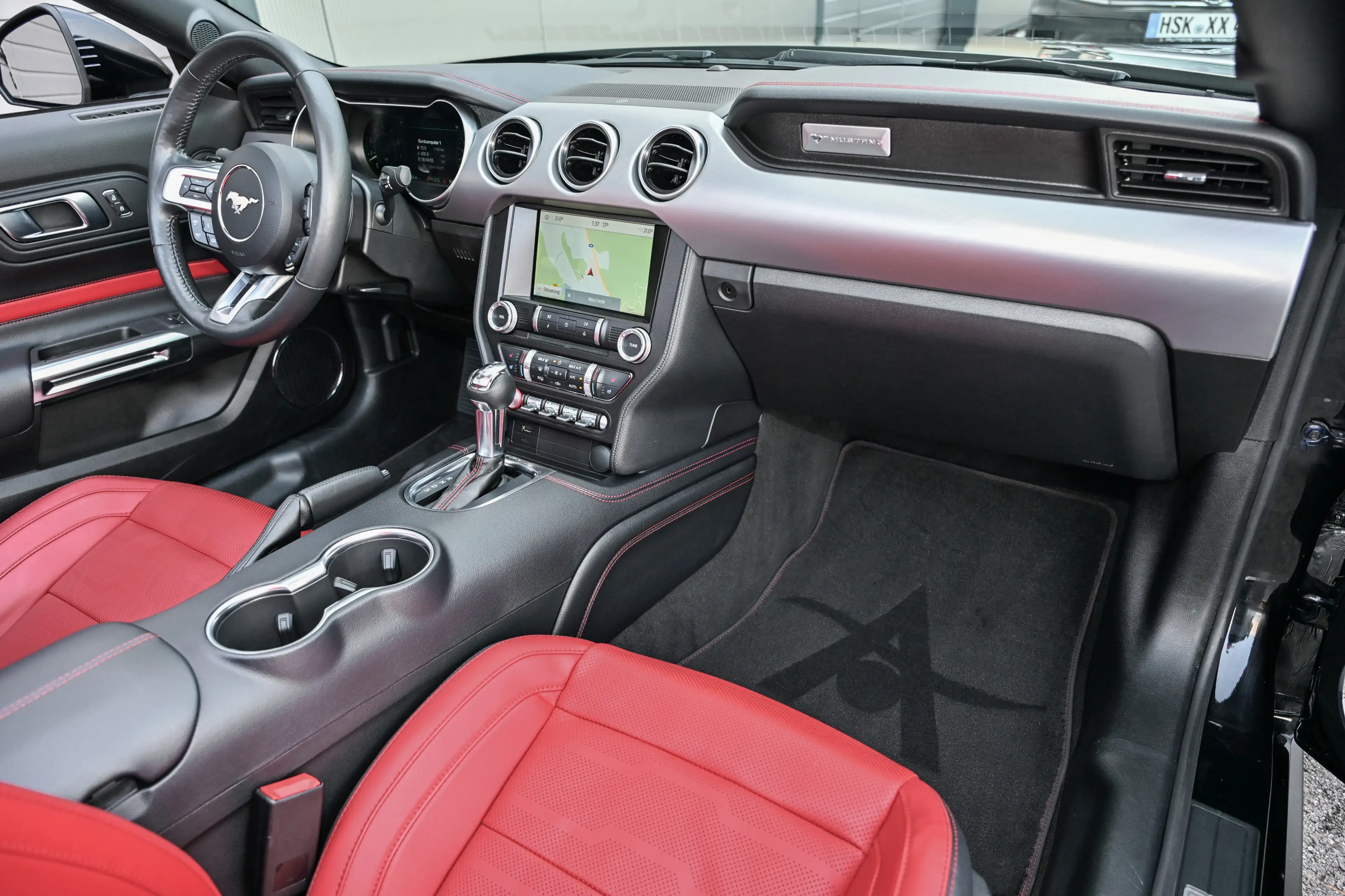 Ford Mustang Cabrio 5.0 Ti-VCT V8 GT Aut. MagneRide* — photo 11