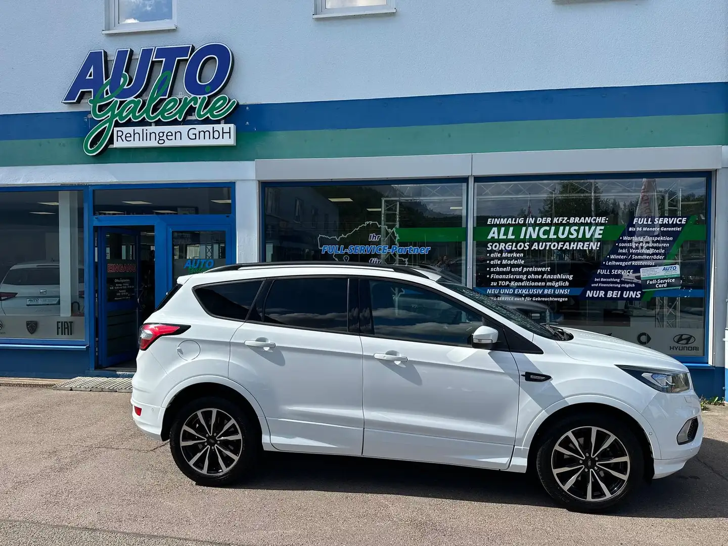 Ford Kuga 1.5 EcoBoost KAT ST-Line Weiß - 1