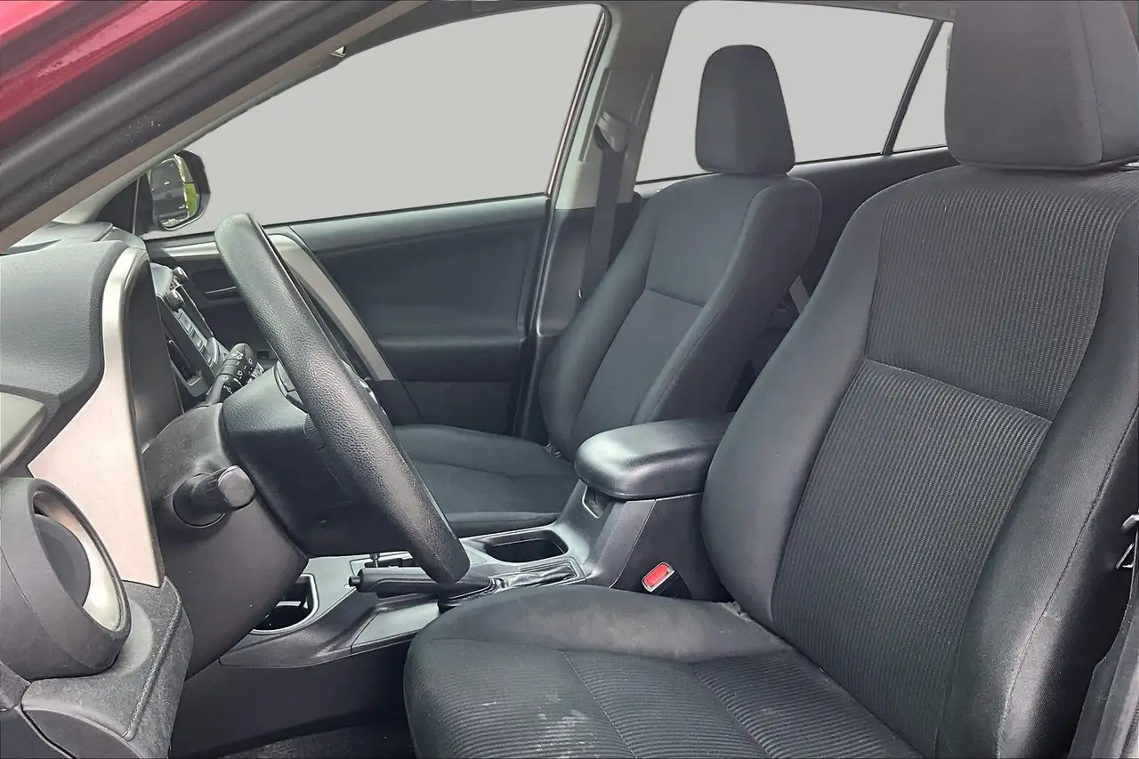 Toyota RAV 4 снимка Toyota RAV 4