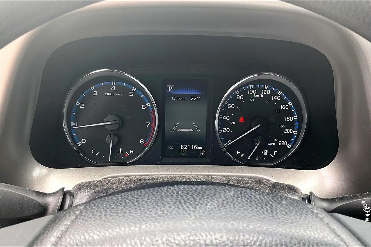 Toyota RAV 4 снимка Toyota RAV 4