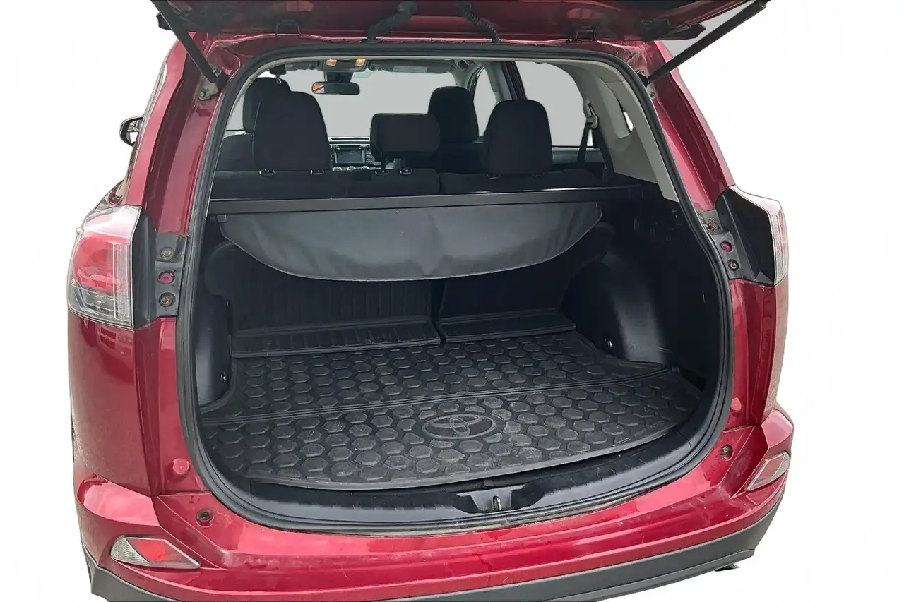 Toyota RAV 4 снимка Toyota RAV 4