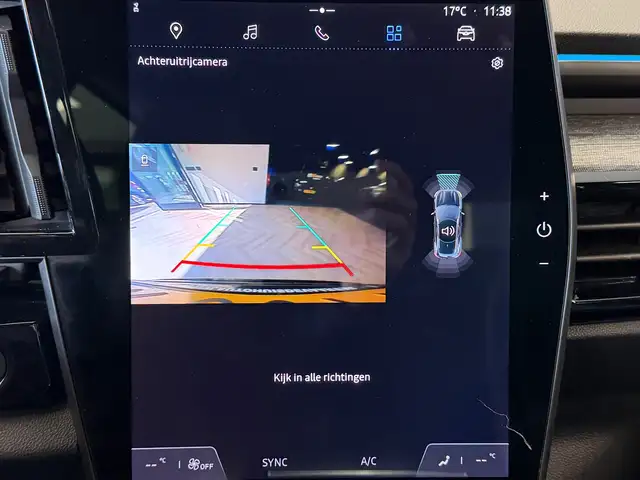 Renault Austral view 24