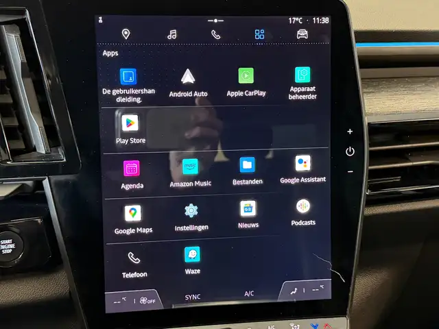 Renault Austral view 23