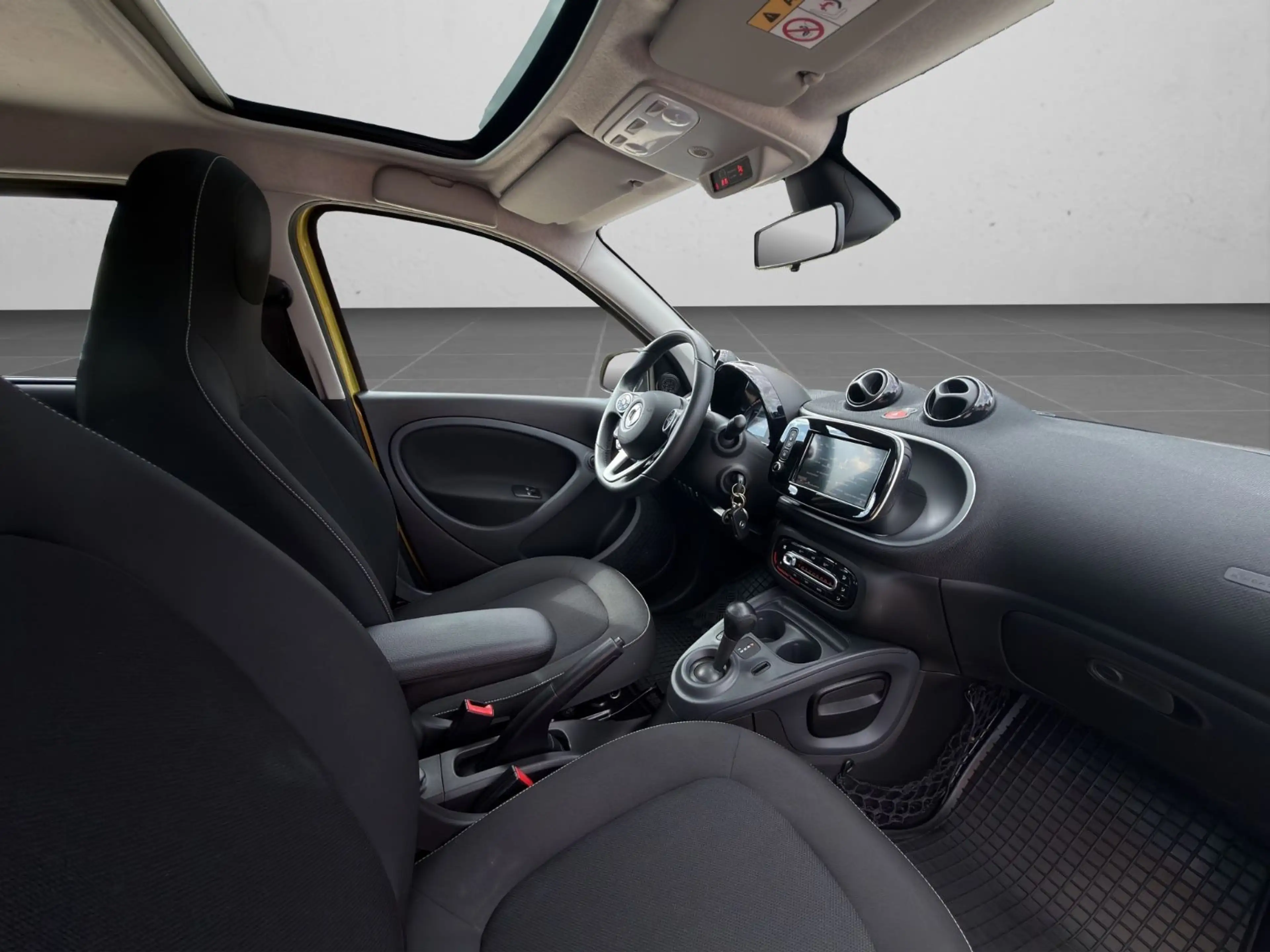 smart forFour Basis 66 kW Aut. StHz*Pano*Navi*R-Kam* — photo 14
