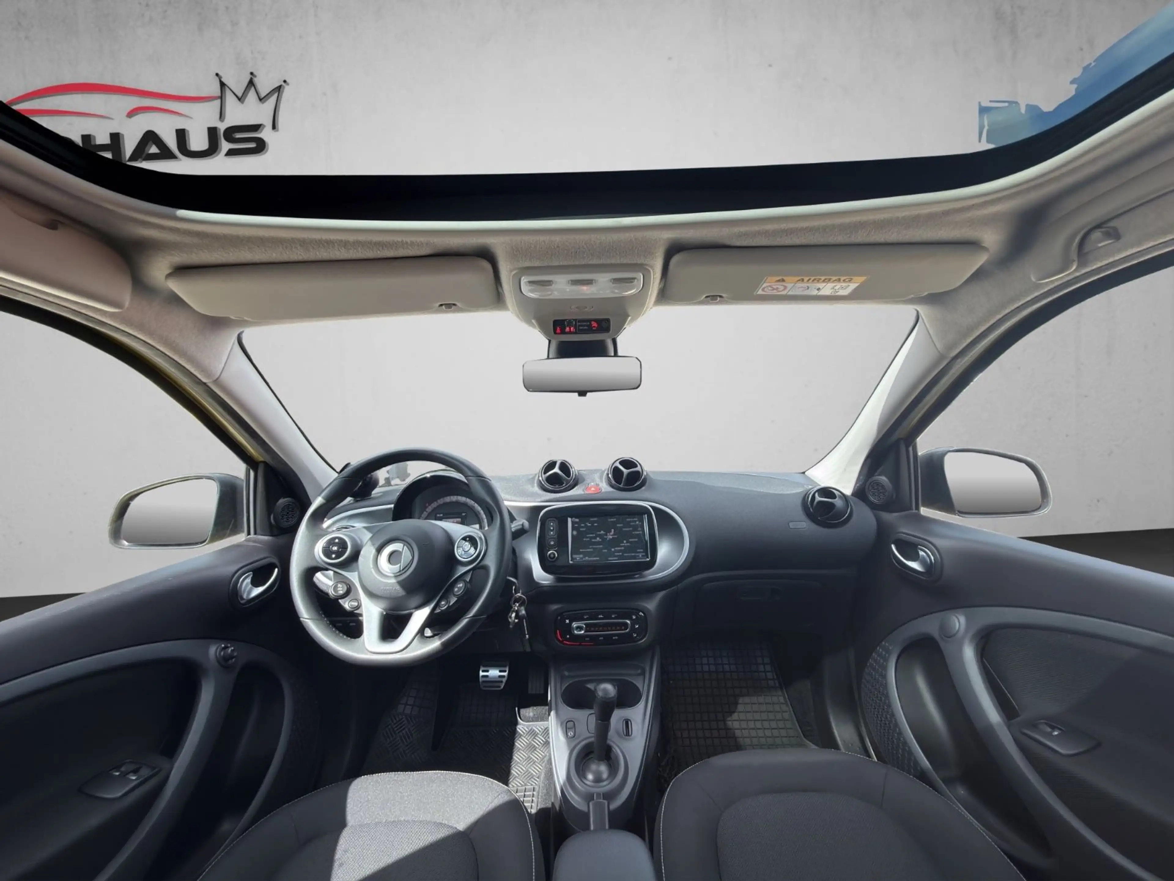 smart forFour Basis 66 kW Aut. StHz*Pano*Navi*R-Kam* — photo 11