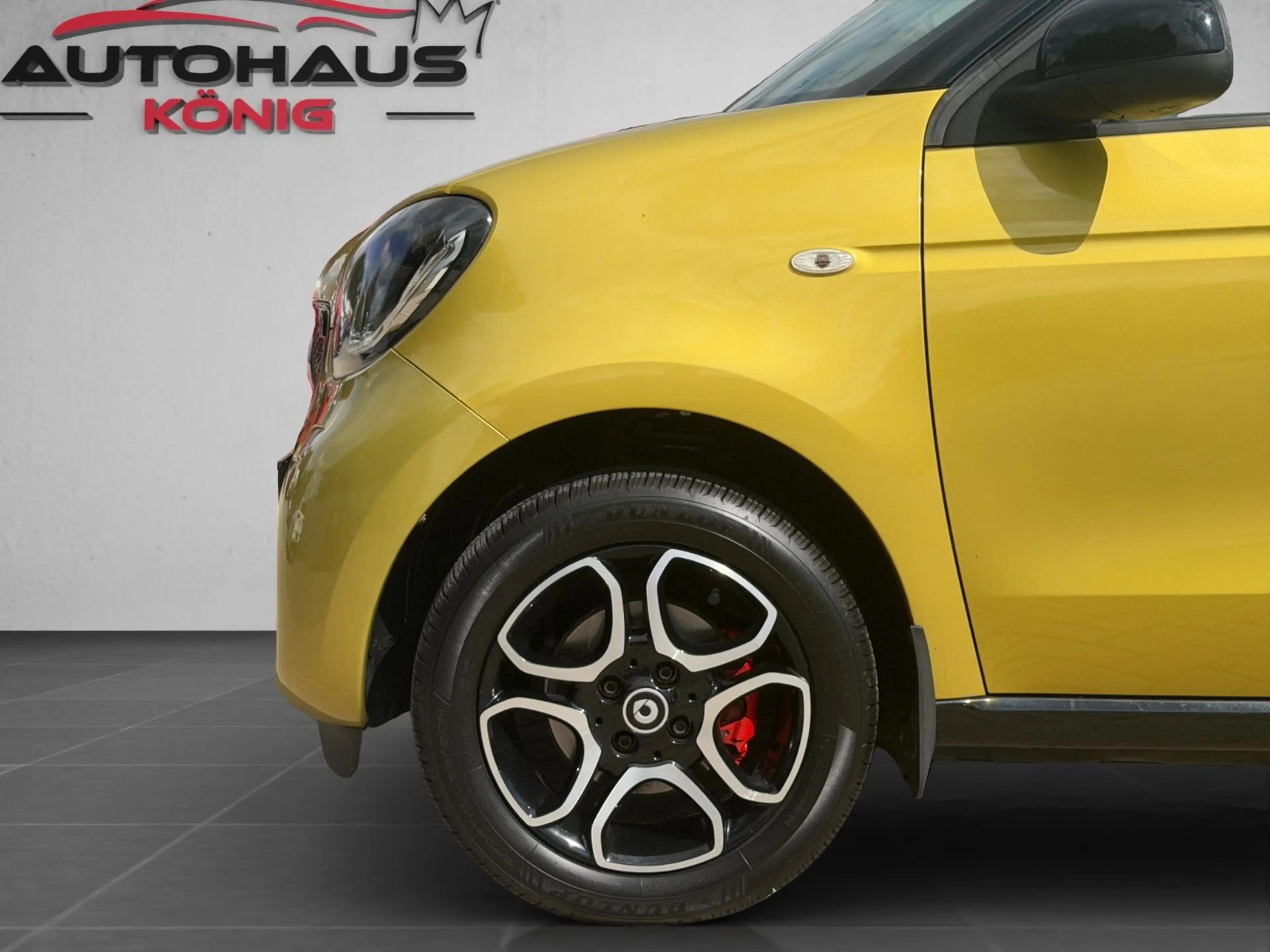 smart forFour Basis 66 kW Aut. StHz*Pano*Navi*R-Kam* — photo 7