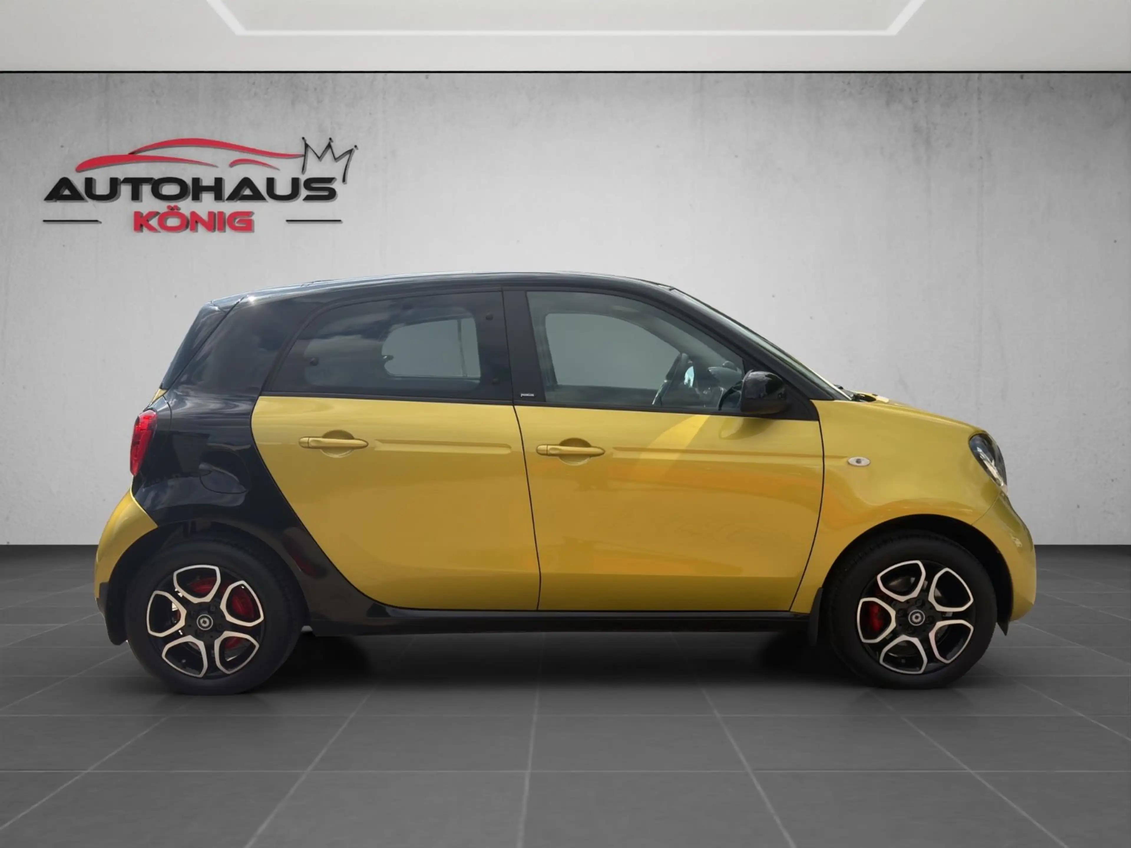 smart forFour Basis 66 kW Aut. StHz*Pano*Navi*R-Kam* — photo 9