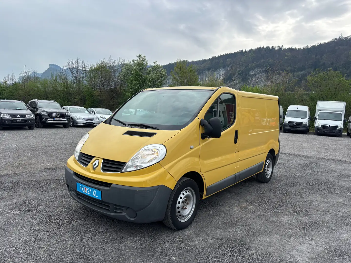 Renault Trafic L1H1 2,7t Klima AHK Jaune - 2